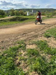 séance avec MAELLYS et son 125 KTM
